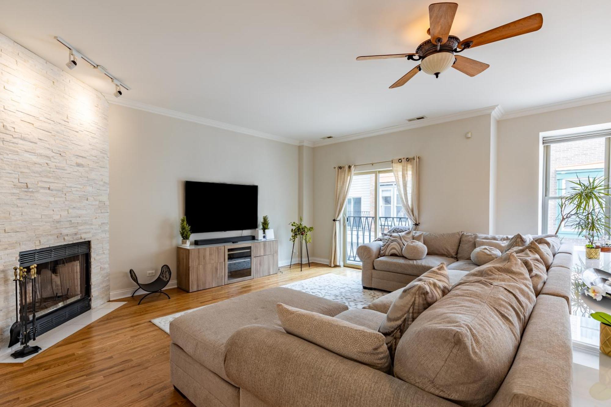 Holiday home Windy Getaway - 3br 2ba Townhouse *