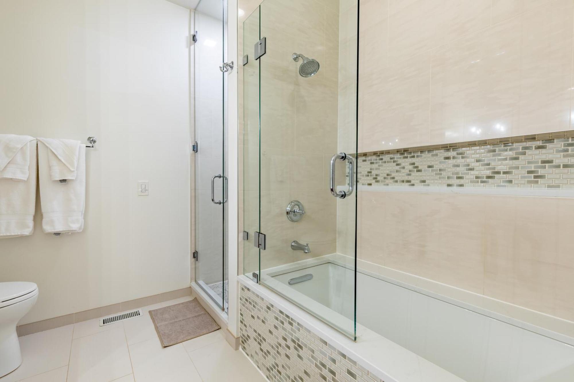 Windy Getaway - 3br 2ba Townhouse Chicago