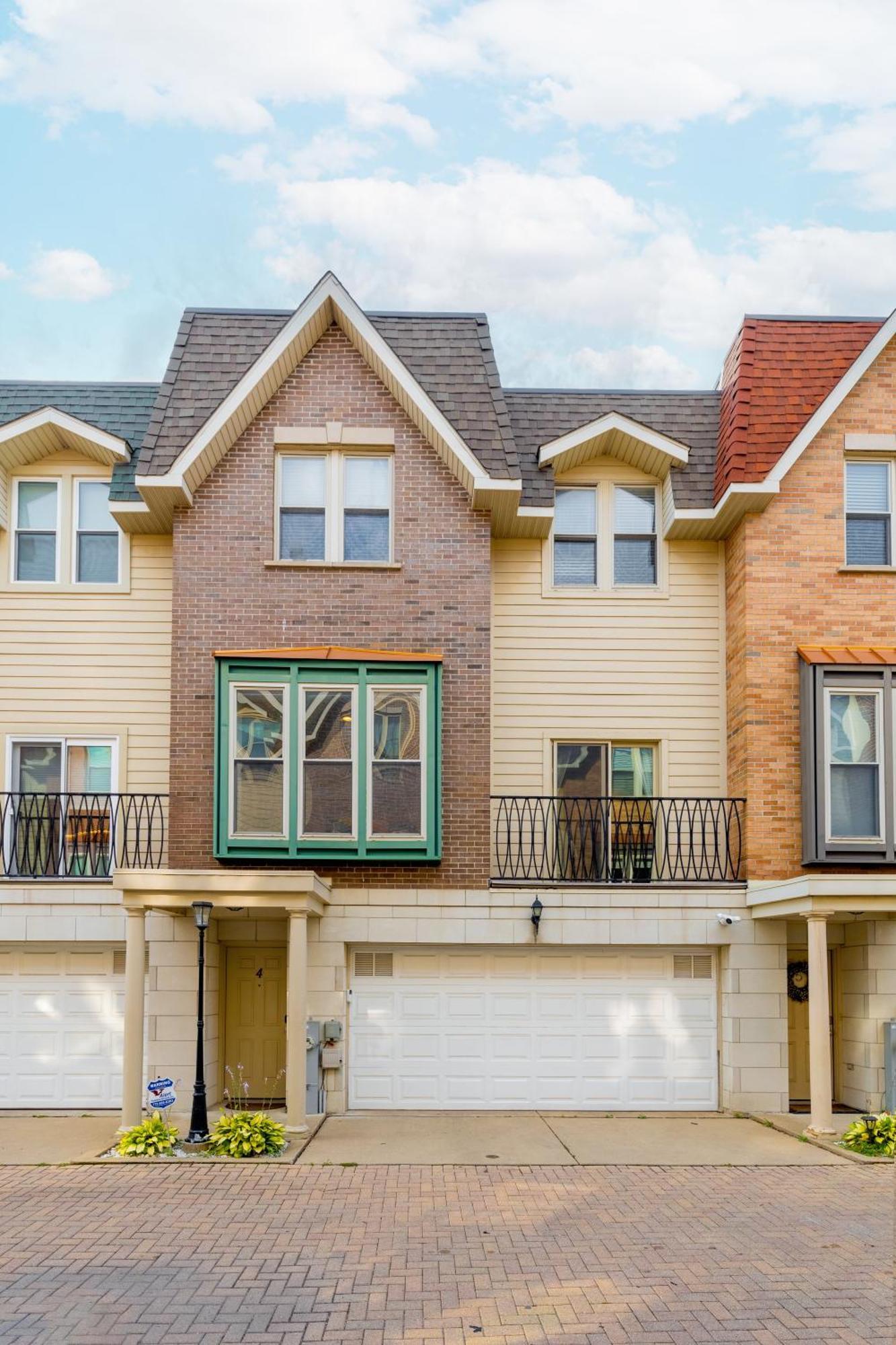 Windy Getaway - 3br 2ba Townhouse Holiday home *