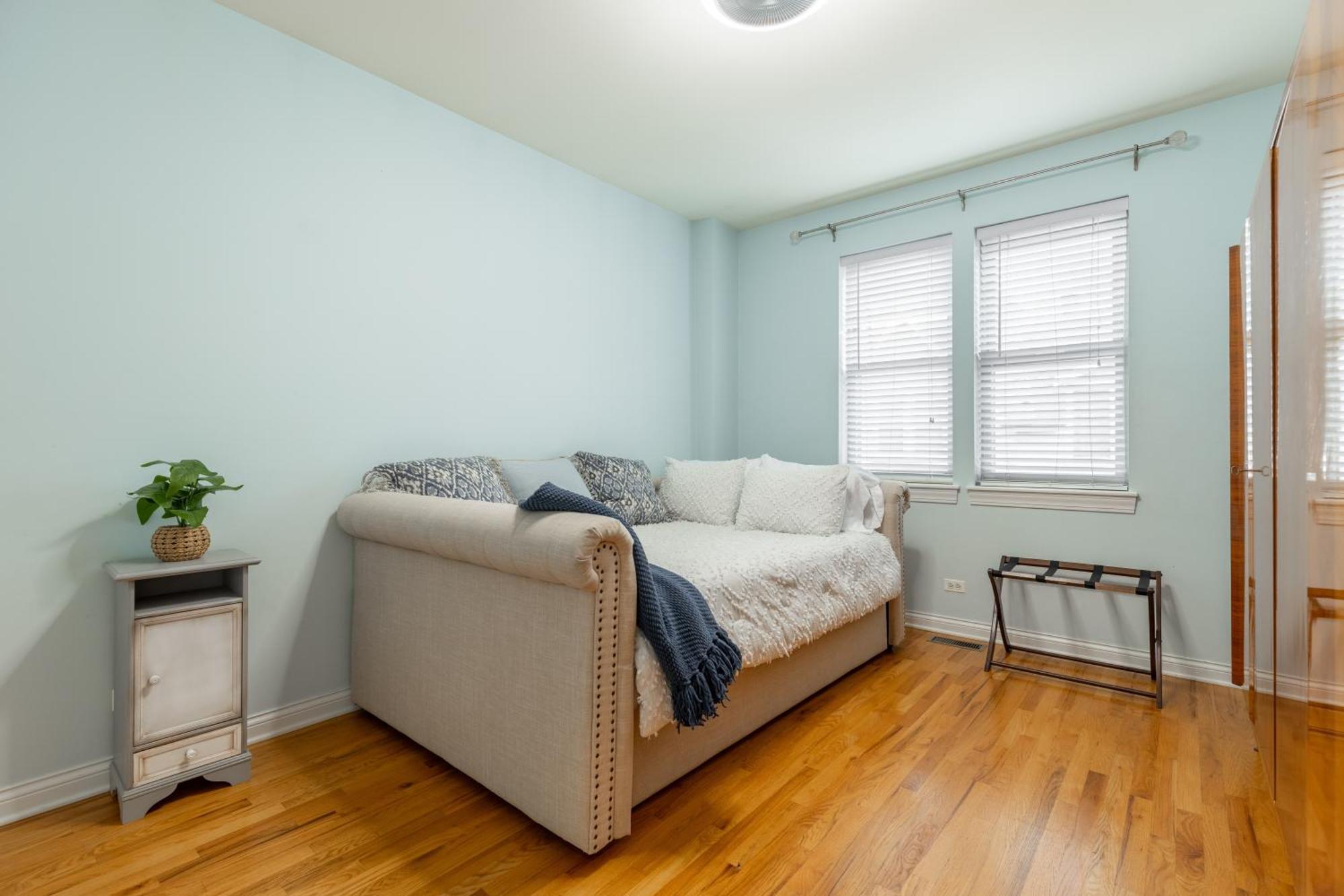 Windy Getaway - 3br 2ba Townhouse Chicago