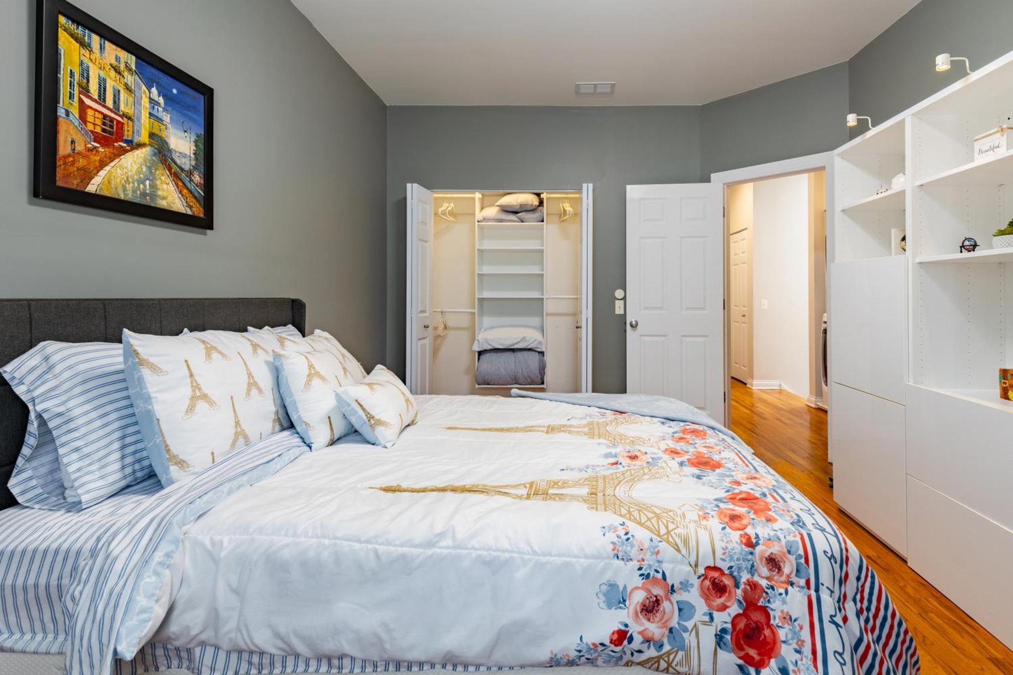 Windy Getaway - 3br 2ba Townhouse Holiday home Chicago